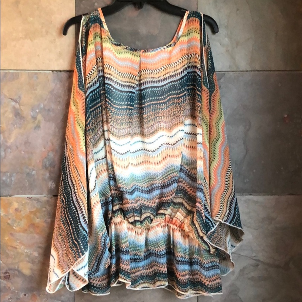 Light and flowy top